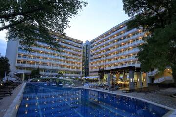 Фотографии Отель Grand Hotel Oasis - All Inclusive by Asteri Hotels г. Солнечный Берег (Болгария) №1 Фото Отель Grand Hotel Oasis - All Inclusive by Asteri Hotels г. Солнечный Берег 1