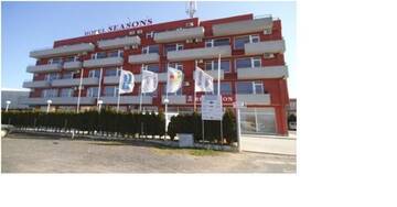 Фотографии Отель Hotel Seasons 2 г. Солнечный Берег (Болгария) №2 Фото Отель Hotel Seasons 2 г. Солнечный Берег 2