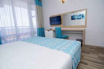 Фотографии Курортные отели Nevis Resort & Aqua Park - All Inclusive г. Солнечный Берег (Болгария) №2 Фото Курортные отели Nevis Resort & Aqua Park - All Inclusive г. Солнечный Берег 2