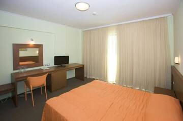 Фотографии Отель Jeravi Beach Hotel г. Солнечный Берег (Болгария) №3 Фото Отель Jeravi Beach Hotel г. Солнечный Берег 3