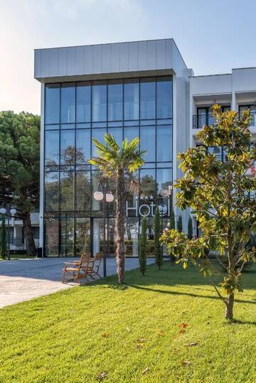 Фотографии Отель iHotel Sunny Beach г. Солнечный Берег (Болгария) №1 Фото Отель iHotel Sunny Beach г. Солнечный Берег 1