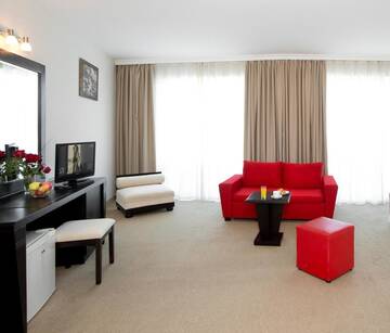 Фотографии Отель Calypso Hotel - All Incluisve г. Солнечный Берег (Болгария) №2 Фото Отель Calypso Hotel - All Incluisve г. Солнечный Берег 2
