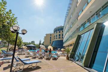 Фотографии Отель Ivana Palace Hotel г. Солнечный Берег (Болгария) №2 Фото Отель Ivana Palace Hotel г. Солнечный Берег 2