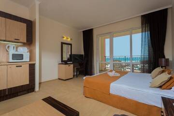 Фотографии Курортные отели DIT Majestic Beach Resort г. Солнечный Берег (Болгария) №3 Фото Курортные отели DIT Majestic Beach Resort г. Солнечный Берег 3