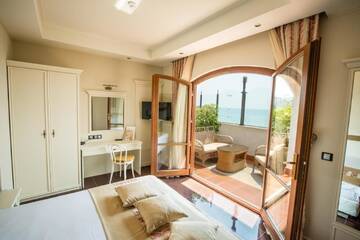 Фотографии Виллы Helena VIP Villas and Suites - Half Board г. Солнечный Берег (Болгария) №1 Фото Виллы Helena VIP Villas and Suites - Half Board г. Солнечный Берег 1