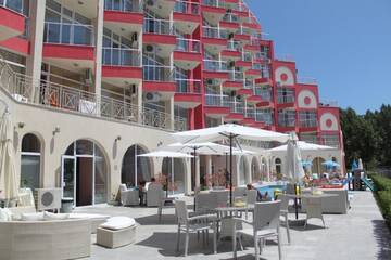 Фотографии Апарт-отели Rose Garden Omax Hotel Apartments г. Солнечный Берег (Болгария) №1 Фото Апарт-отели Rose Garden Omax Hotel Apartments г. Солнечный Берег 1