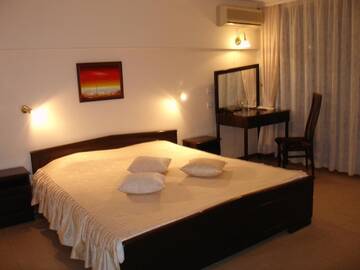 Фотографии Отель Hotel Klisura г. Солнечный Берег (Болгария) №2 Фото Отель Hotel Klisura г. Солнечный Берег 2