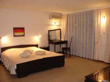 Фотографии Отель Hotel Klisura г. Солнечный Берег (Болгария) №3 Фото Отель Hotel Klisura г. Солнечный Берег 3
