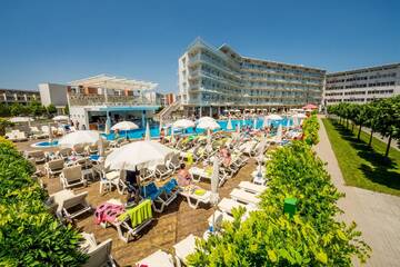 Фотографии Отель Aqua Nevis Hotel & Aqua Park - All Inclusive г. Солнечный Берег (Болгария) №1 Фото Отель Aqua Nevis Hotel & Aqua Park - All Inclusive г. Солнечный Берег 1