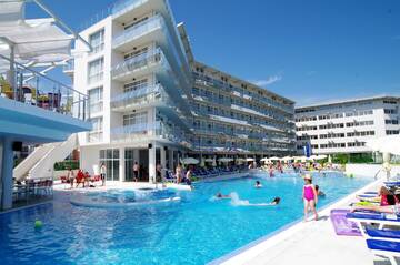 Фотографии Отель Aqua Nevis Hotel & Aqua Park - All Inclusive г. Солнечный Берег (Болгария) №3 Фото Отель Aqua Nevis Hotel & Aqua Park - All Inclusive г. Солнечный Берег 3
