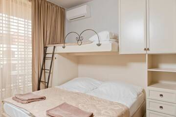 Фото номера Номер-студио с балконом Отель Galeon Residence &amp; SPA г. Солнечный Берег 10