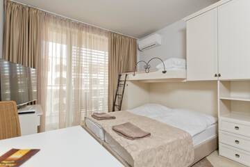 Фото номера Номер-студио (для 2 взрослых и 1 ребенка) Отель Galeon Residence &amp; SPA г. Солнечный Берег 6