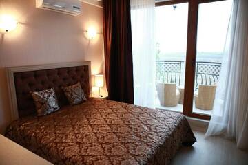 Фото номера Номер-студио с балконом Апарт-отели Harmony Suites - Dream Island г. Солнечный Берег 8