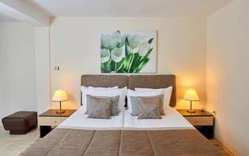 Фото номера Полулюкс с балконом Отель Hotel Venus г. Солнечный Берег 10