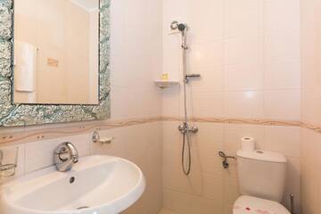 Фото номера Люкс с 1 спальней и балконом Отель Hotel Venus г. Солнечный Берег 4