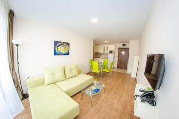 Фото номера Апартаменты с 2 спальнями и балконом Курортные отели Premier Fort Beach Resort г. Солнечный Берег 27