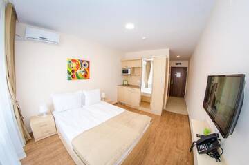 Фото номера Номер-студио с балконом Курортные отели Premier Fort Beach Resort г. Солнечный Берег 6
