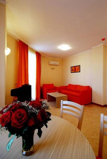 Фото номера Номер-студио Апарт-отели Aparthotel Royal Sun г. Солнечный Берег 6