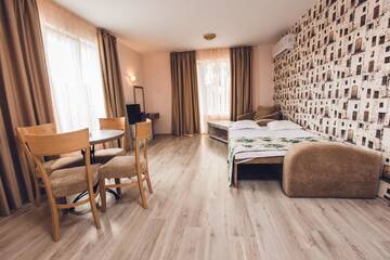 Фото номера Апартаменты с 1 спальней и балконом (для 4 взрослых) Отель Avenue Deluxe Hotel г. Солнечный Берег 3