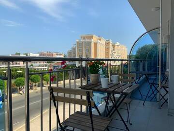 Фото номера Двухместный номер Делюкс с 1 кроватью Отель Persani Hotel г. Солнечный Берег 3