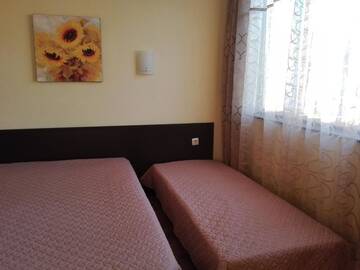 Фото номера Апартаменты с 2 спальнями Апарт-отели Central Plaza Apartment г. Солнечный Берег 73