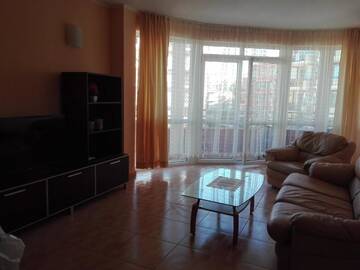 Фото номера Апартаменты с 2 спальнями Апарт-отели Central Plaza Apartment г. Солнечный Берег 85