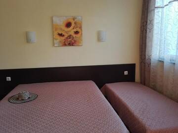 Фото номера Апартаменты с 2 спальнями Апарт-отели Central Plaza Apartment г. Солнечный Берег 67