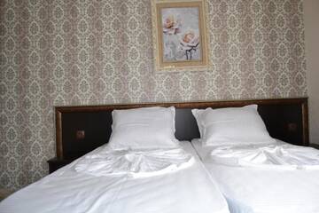 Фото номера Номер-студио Делюкс Отель Hotel KOKICHE VIP г. Солнечный Берег 6