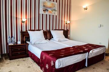 Фото номера Двухместный номер с 1 кроватью Отель Karolina Hotel г. Солнечный Берег 4