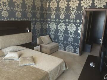 Фото номера Апартаменты с видом на парк Апарт-отели Briz Beach Apartments г. Солнечный Берег 4