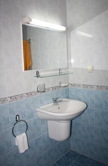 Фото номера Двухуровневый люкс с балконом Отель Sirena Hotel г. Солнечный Берег 3