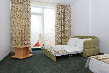 Фото номера Полулюкс с балконом (2 взрослых + 2 детей) Отель Mena Palace Hotel - Все включено г. Солнечный Берег 3