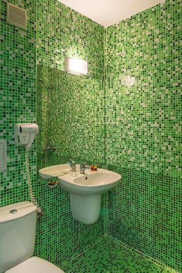 Фото номера Двухместный номер эконом-класса с 2 отдельными кроватями Отель Hotel Boomerang - Sunny Beach г. Солнечный Берег 13
