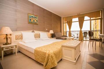 Фото номера Двухместный номер с 1 кроватью и балконом, вид на море Отель Imperial Palace Hotel г. Солнечный Берег 6
