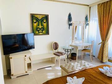 Фото номера Двухместный номер эконом-класса с 1 кроватью Отель Imperial Palace Hotel г. Солнечный Берег 9