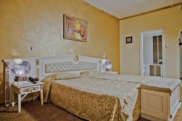 Фото номера Номер-студио с видом на море и балконом Отель Imperial Palace Hotel г. Солнечный Берег 3