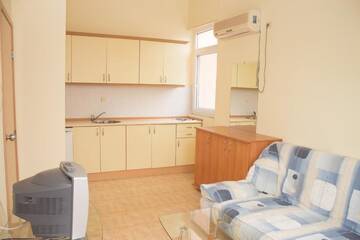 Фото номера Апартаменты эконом-класса с 1 спальней Апарт-отели Elite Apartments г. Солнечный Берег 8