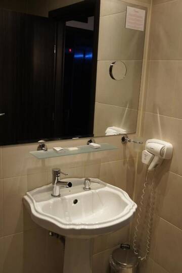 Фото номера Двухместный номер с 2 отдельными кроватями и балконом Отель Flamingo Hotel - All Inclusive light г. Солнечный Берег 4