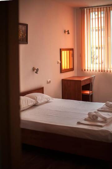 Фото номера Апартаменты с 1 спальней (для 2 взрослых и 1 ребенка) Апарт-отели Sunny Holiday Apartments г. Солнечный Берег 29