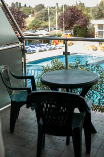 Фото номера Апартаменты с 1 спальней (для 2 взрослых и 1 ребенка) Апарт-отели Sunny Holiday Apartments г. Солнечный Берег 31