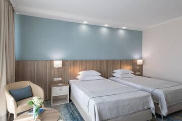 Фото номера Двухместный номер с 1 кроватью с видом на море Курортные отели Hotel Neptun Beach г. Солнечный Берег 2
