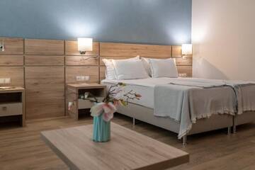 Фото номера Полулюкс с видом на море Курортные отели Hotel Neptun Beach г. Солнечный Берег 4