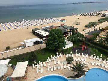 Фото номера Полулюкс с видом на море Курортные отели Hotel Neptun Beach г. Солнечный Берег 3