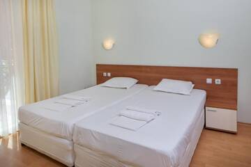 Фото номера Номер-студио (для 3 взрослых) Апарт-отели Pollo Resort г. Солнечный Берег 22