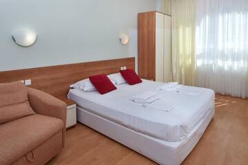 Фото номера Номер-студио (для 3 взрослых) Апарт-отели Pollo Resort г. Солнечный Берег 24