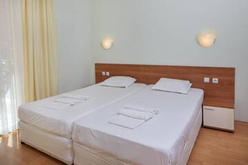 Фото номера Номер-студио (для 3 взрослых) Апарт-отели Pollo Resort г. Солнечный Берег 7