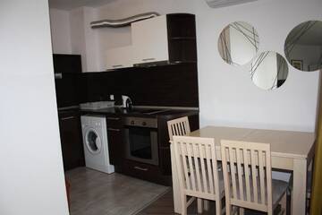 Фото номера Номер-студио Апарт-отели Yassen Holiday Village г. Солнечный Берег 2