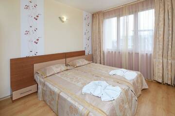Фото номера Бюджетный номер-студио (для 2 взрослых и 1 ребенка) Отель Relax Holiday Complex &amp; Spa г. Солнечный Берег 2