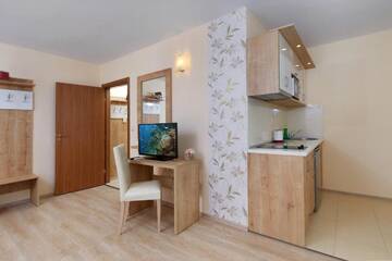 Фото номера Номер-студио Отель Relax Holiday Complex &amp; Spa г. Солнечный Берег 14
