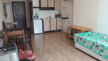 Фото номера Апартаменты эконом-класса с 1 спальней и балконом Апарт-отели Global Ville Apartcomplex г. Солнечный Берег 11